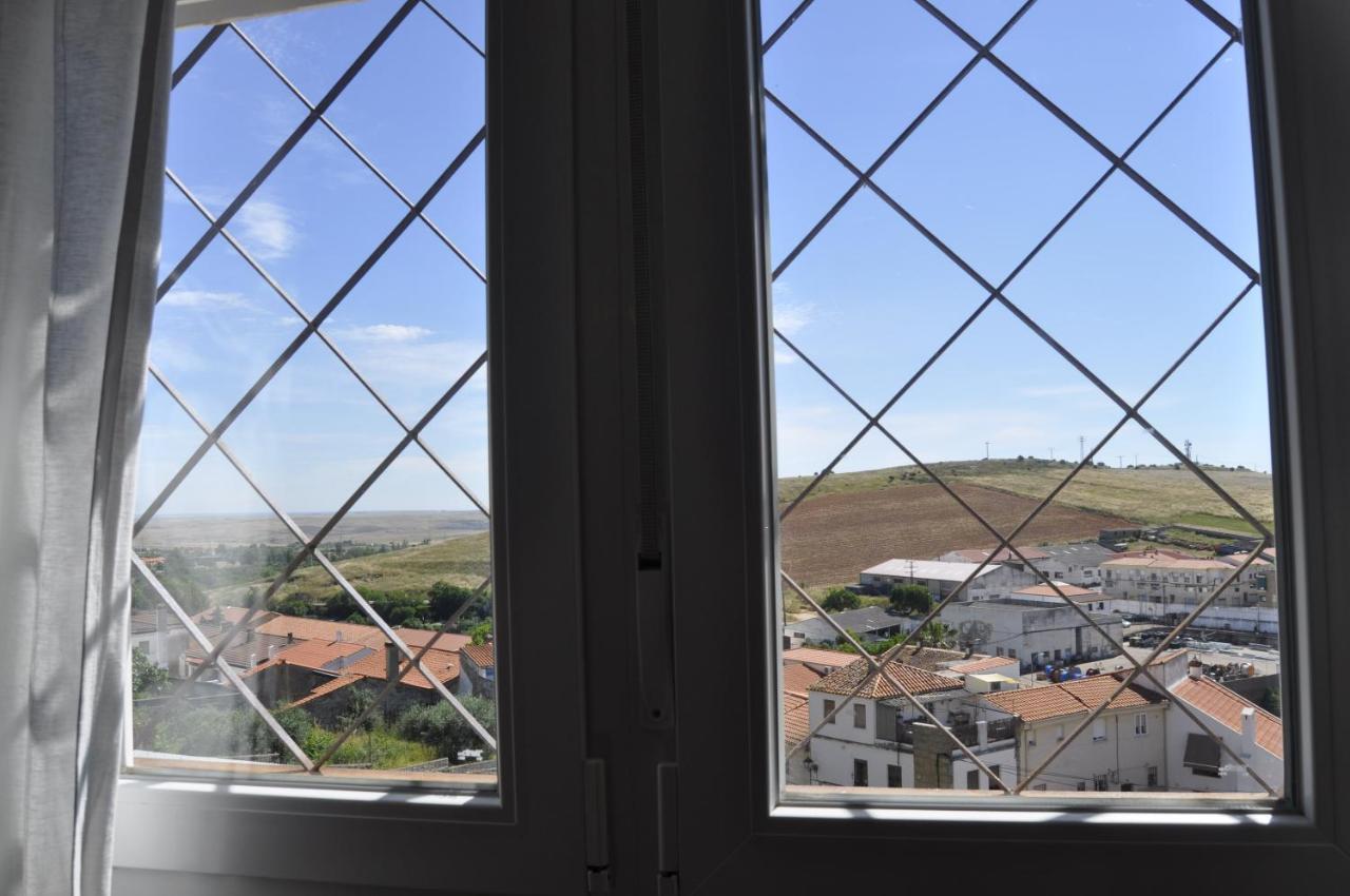 Apartamentos De La Parte Antigua De Caces エクステリア 写真